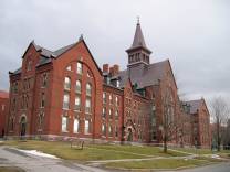 banner of University of Vermont - International Study Center - Study Group
